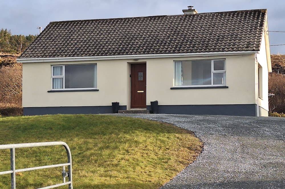 Holiday Home for 5 People in Glenties, County Donegal
