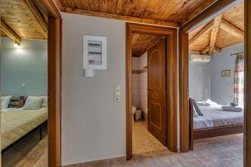 Apartment for 4 People in Keri, Laganas, Photo 1