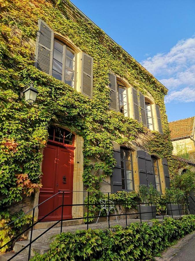 Gîte pour 2 personnes, avec Jardin et Piscine à Bois-Sainte-Marie