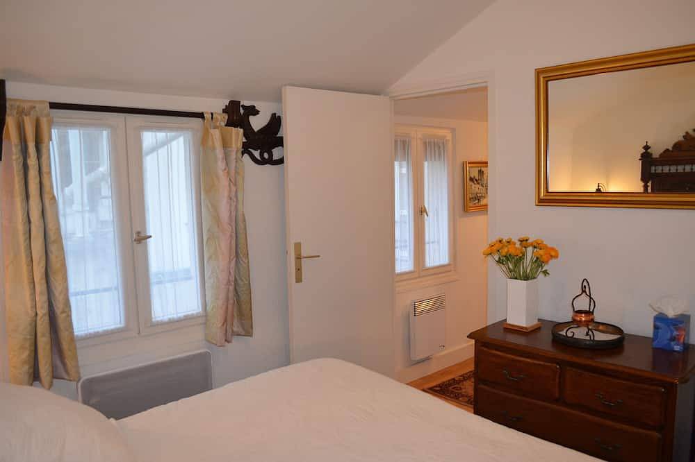 Appartement entier, Charmant Appartement Au Coeur De Paris Marais - 1 Br. 4 personnes Air Conditionné in Paris 4e Arrondissement, Paris