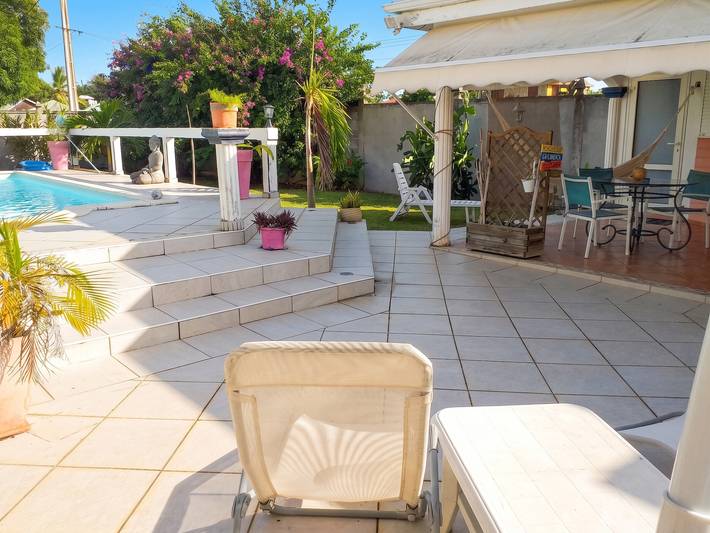 Estudio entero, Acogedor estudio en Les Abymes, piscina y jardín, 25 m² in Les Abymes, Guadalupe