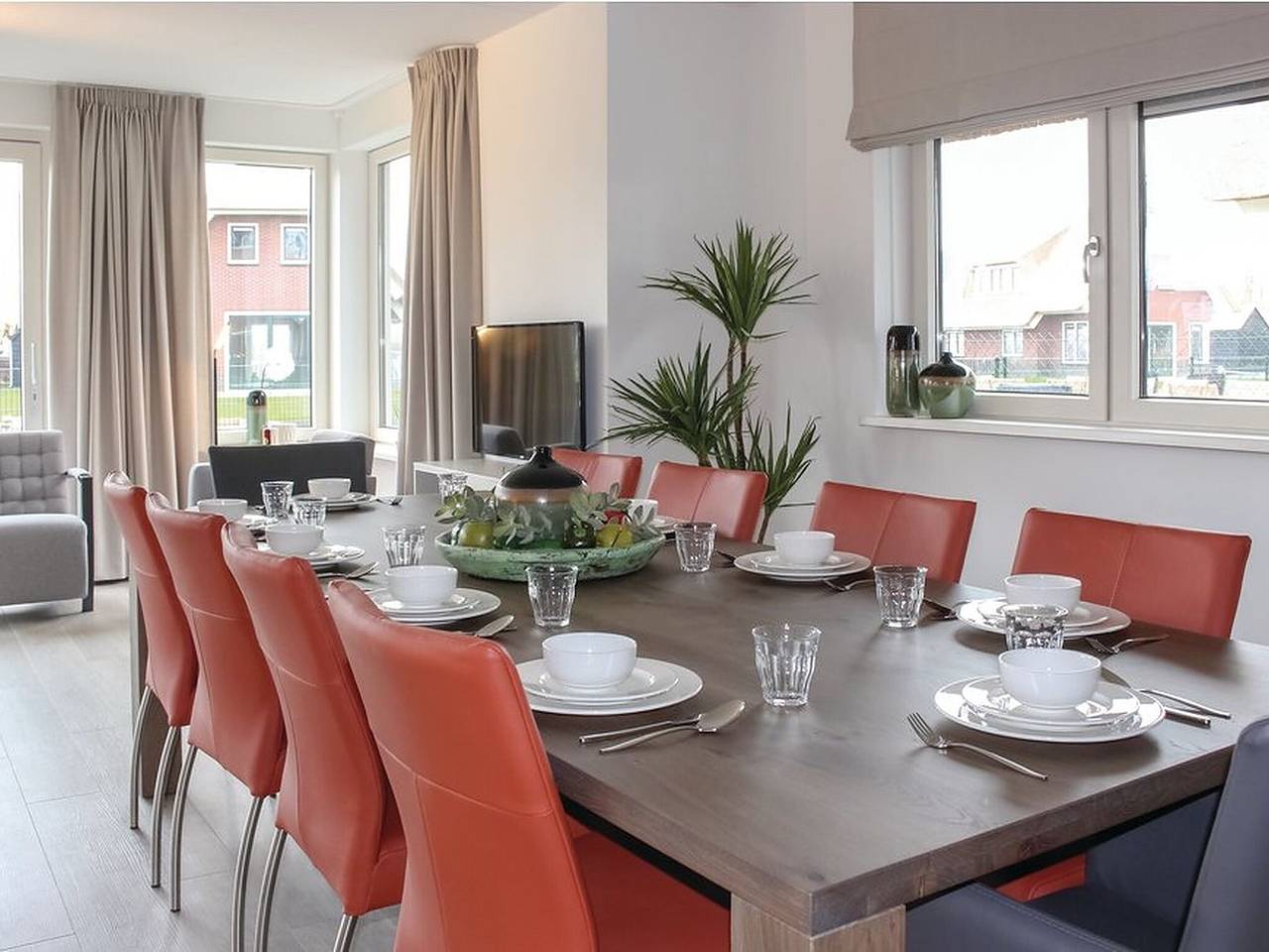 Villa in Friesland mit Wassersteg in Idskenhuizen, Ijsselmeer