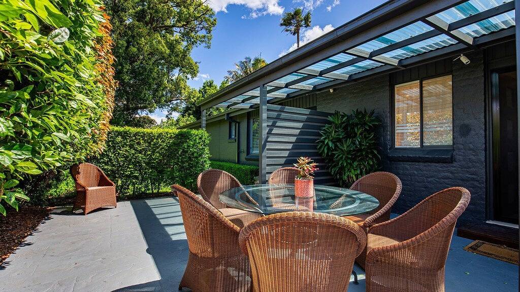 Mulberry House - Pet Friendly with Swimming Pool in Berry (NSW), New South Wales