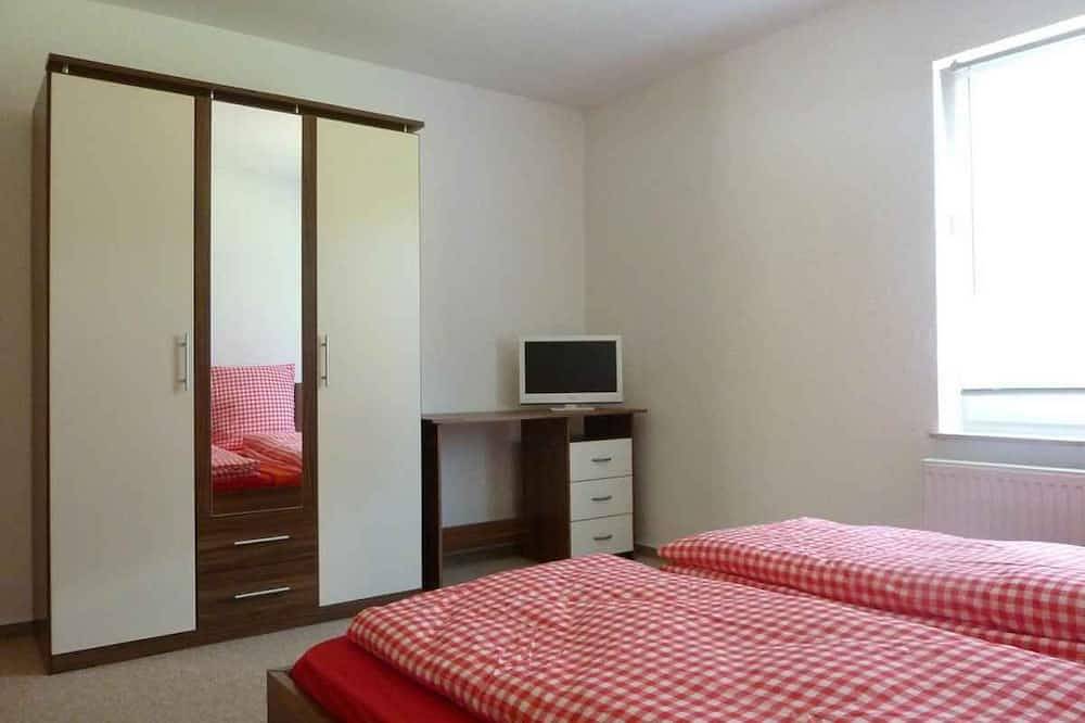 Ganze Wohnung, Haus der Seeadler - Ferienwohnung 1 in Lietzow, Nationalpark Jasmund