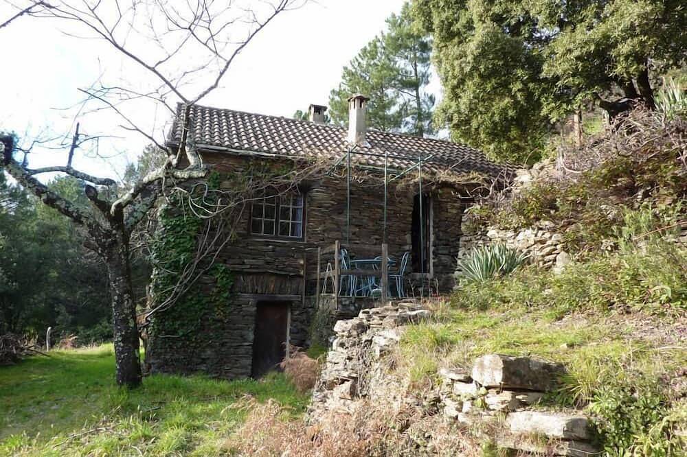 Bergerie restaurée dans les Cévennes in Saint-Mélany, Parc naturel régional des Monts d'Ardèche