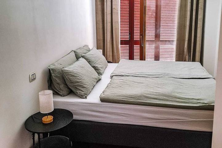 Ganze Wohnung, Penthouse mit großer Terrasse und Meerblick. 10 Minuten Fußweg zum Strand! in Marina di Vasto, Vasto