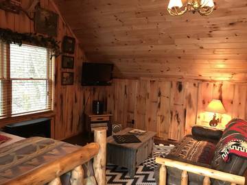 Bed And Breakfasts for 4 Guests in Great Smoky Mountains National Park, North Carolina, Picture 1