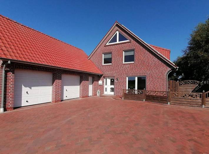 Ferienhaus für 10 Personen, mit Terrasse und Garten