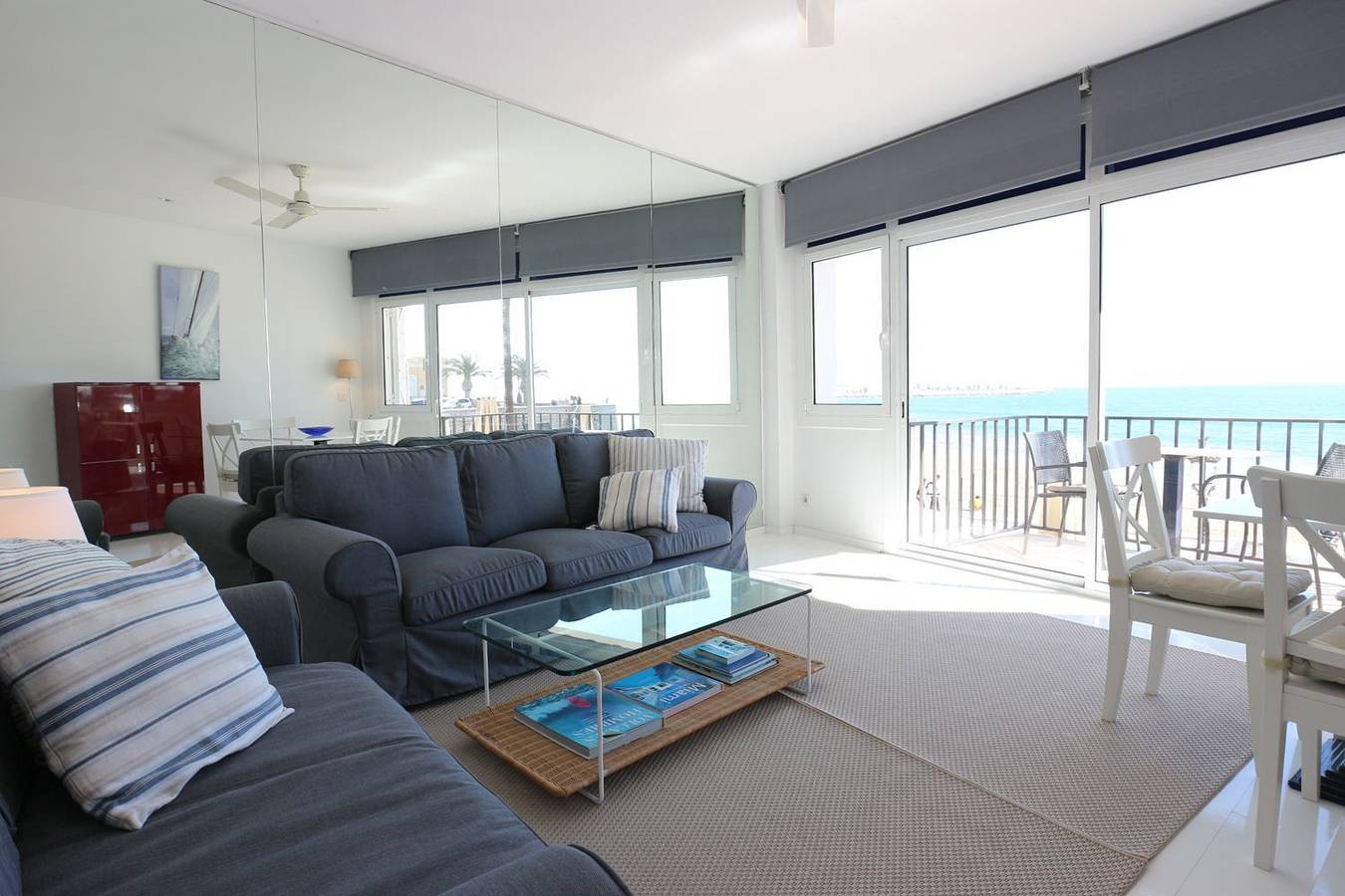 Entire apartment, Apartment Alegria in Platja Fonda (Sitges), Sitges