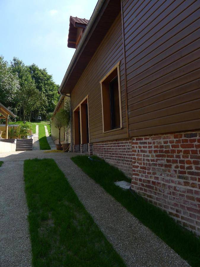 Location de vacances pour 8 personnes, avec Jacuzzi et Terrasse ainsi que Piscine et Vue à Miannay