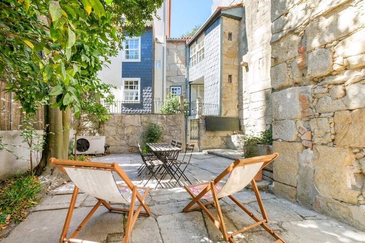 Vakantiehuis voor 9 personen, met Tuin in Porto