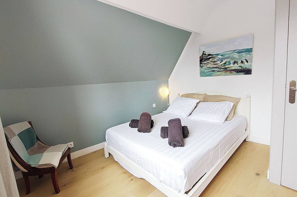\"Villa Marine\" - Ocean view - Beach just a stone's throw away - Large terrace in Ouistreham, Caen region
