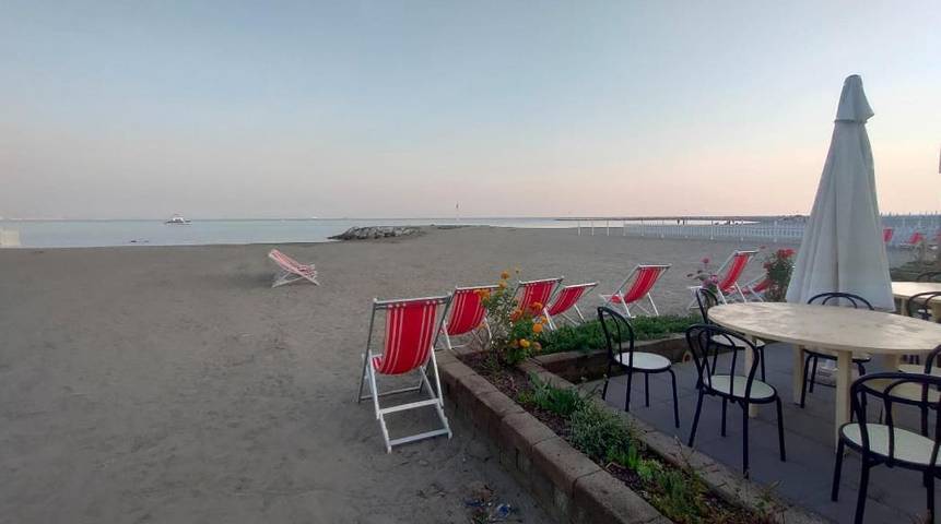 Appartement de vacances pour 4 personnes, avec vue et jardin