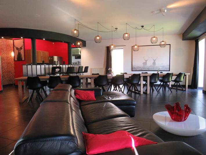 Location de vacances pour 9 personnes, avec jacuzzi ainsi que jardin et sauna dans Ovifat - 4