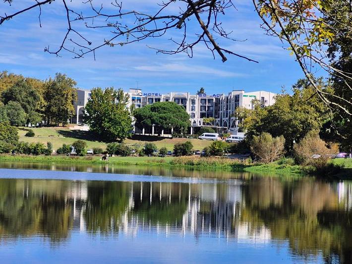 Gîte pour 6 personnes, avec balcon et vue dans Lac de Christus