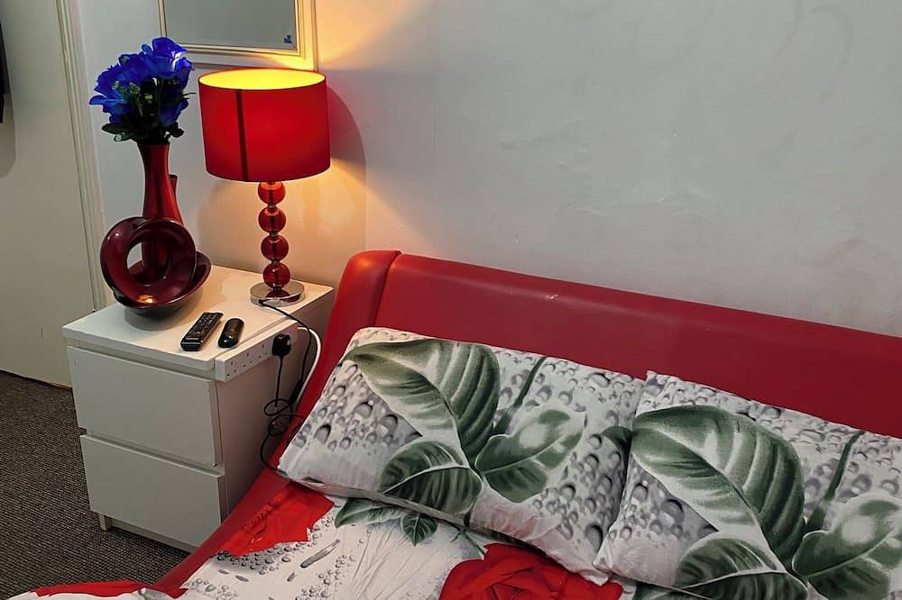 Entire apartment, La Belle Meuniere Leicester in Leicester, Heart of England