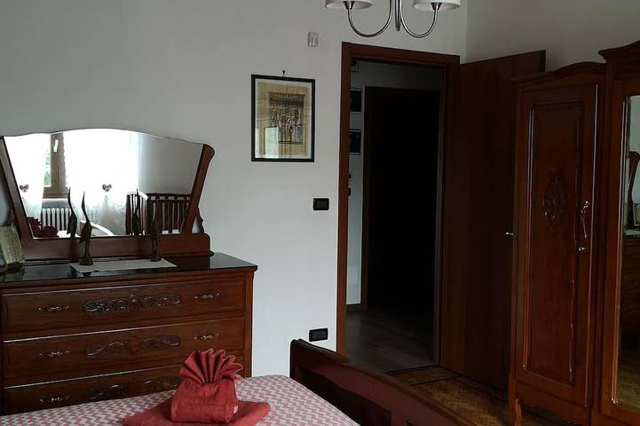 Gîte pour 6 personnes, avec balcon et jardin, animaux acceptés à Bussolin - 3