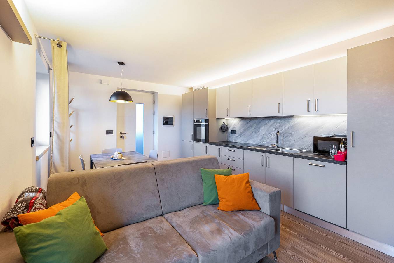 Appartamento intero, Appartamento 'La Sorgente Ville Di Fiemme' con vista sulle montagne, terrazza privata e Wi-Fi in Carano, Ville di Fiemme