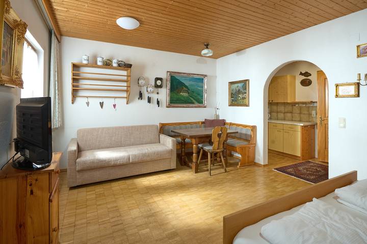 Studio für 2 Personen, mit Balkon und Whirlpool sowie Sauna in Gaschurn
