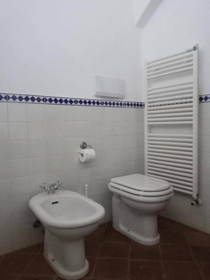 Location de vacances pour 2 personnes, avec terrasse ainsi que jardin et vue à Pitigliano - 4