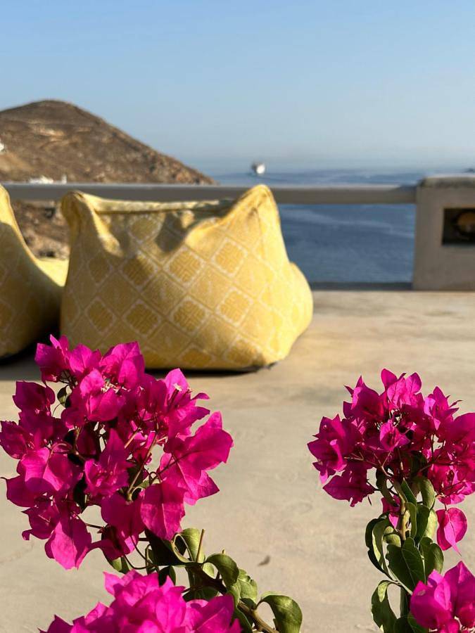 Maison d’hôte pour 2 personnes, avec terrasse et piscine ainsi que vue et jardin dans Sérifos - 4