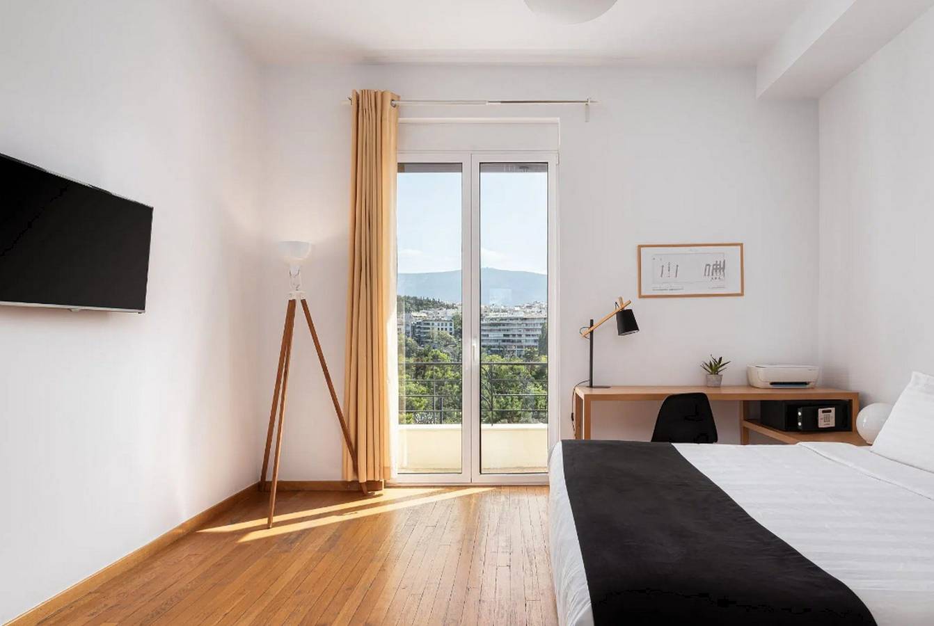 Breathtaking Athens Apartment | 3 Bedrooms | Apartment Poney | Luxury Apartment Located in the Heart of Athens | Furnished Balcony | City View  | Acropolis in Central Section of Athens, Athens