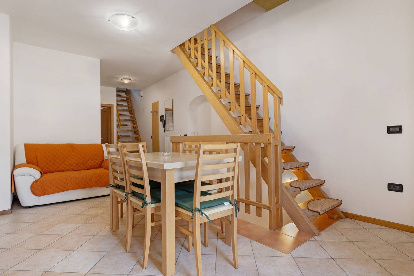 Geheel appartement, Appartement 'Casa Donati' met bergzicht, wifi en airconditioning in Bono (Comano Terme), Comano Terme