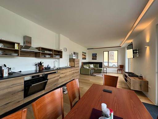 Ganze Wohnung, Two-Bedroom Apartment with Terrace in Südoststeiermark, Bad Radkersburg