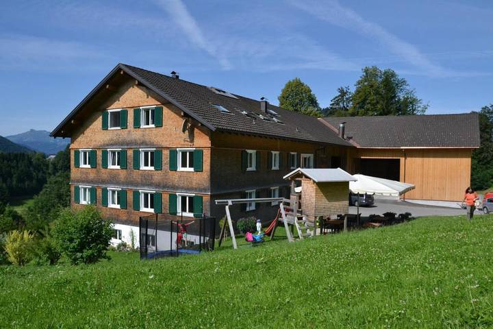 Location de vacances pour 4 personnes, avec jardin ainsi que vue et sauna à Hittisau - 3