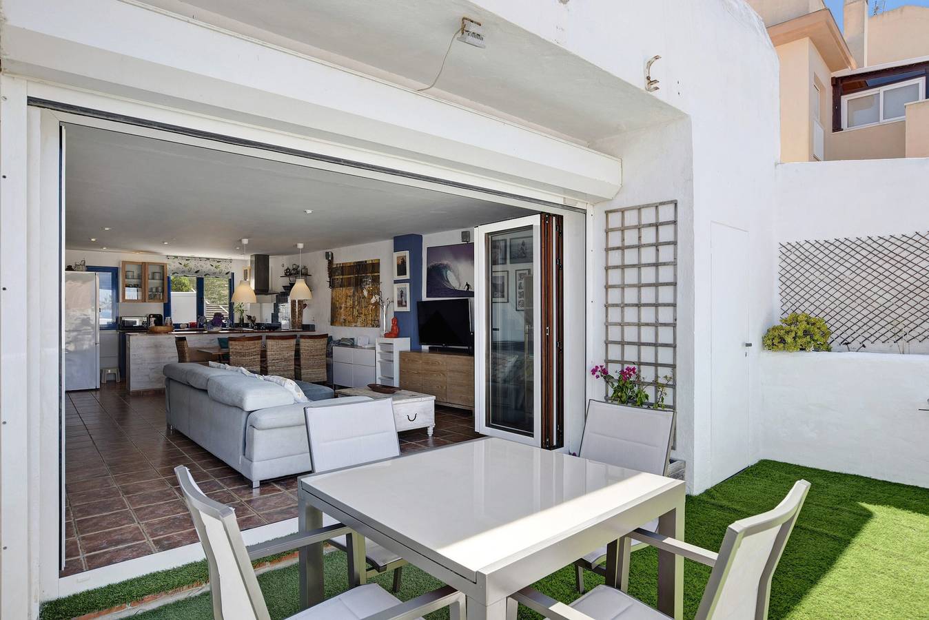 Entire apartment, Apartment Duplex con vistas al mar Near the Beach with Sea View, Wi-Fi & Terrace in Playa de Los Lances, Tarifa