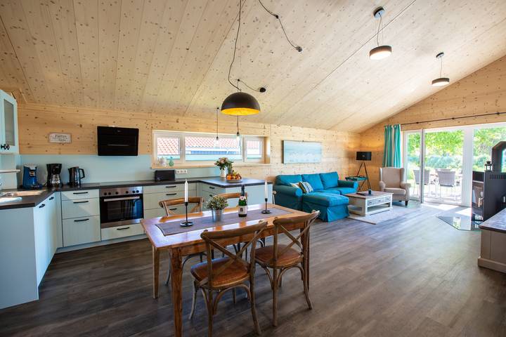 Ferienhaus für 4 Personen, mit Terrasse und Sauna sowie Garten, kinderfreundlich in Neustadt in Holstein - 2