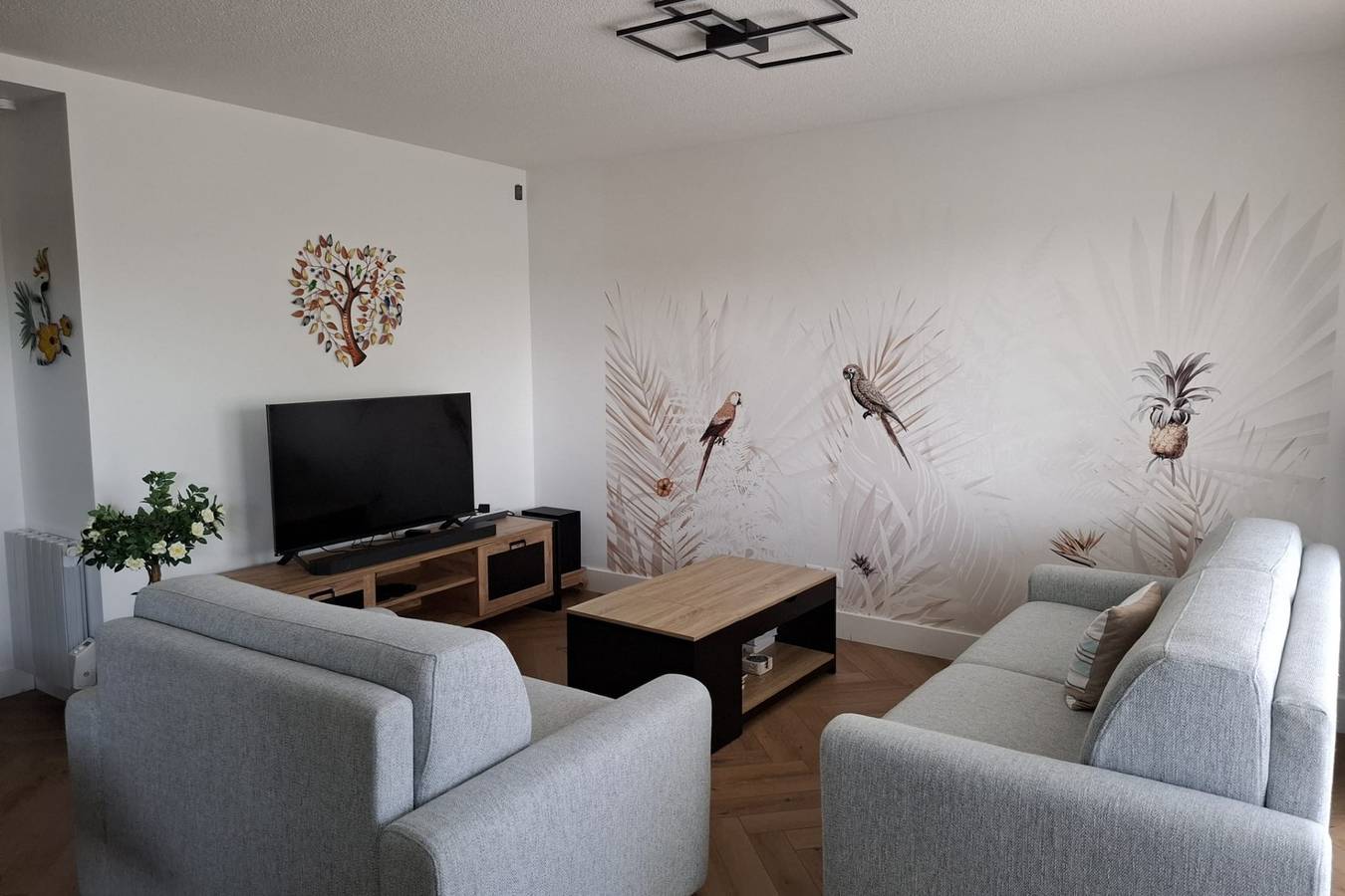 Ganze Wohnung, Apartment terrace–Lake view–Beach 10 min walk away in Aytré, La Rochelle und Umgebung