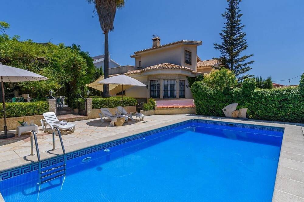 Villa del Mamut El Padul by Ruralidays in El Puntal (Granada), Padul