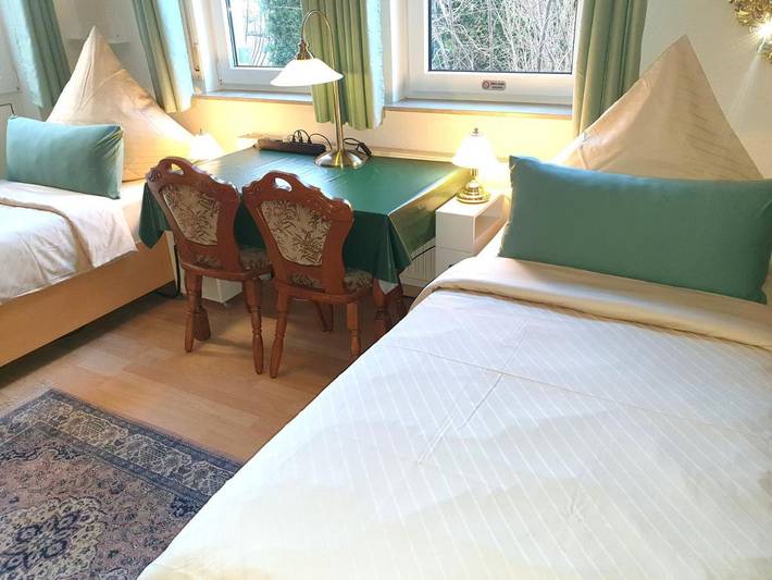 Apartamento para 2 personas, con jardín y vistas en Reutlingen