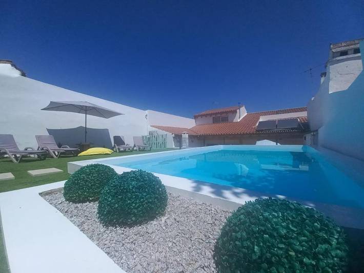 Maison de vacances pour 6 personnes, avec jardin ainsi que piscine et vue, animaux acceptés