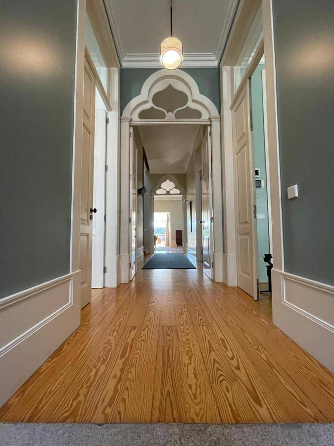 Casa de vacaciones para 8 personas, con balcón además de jardín y jacuzzi - 1