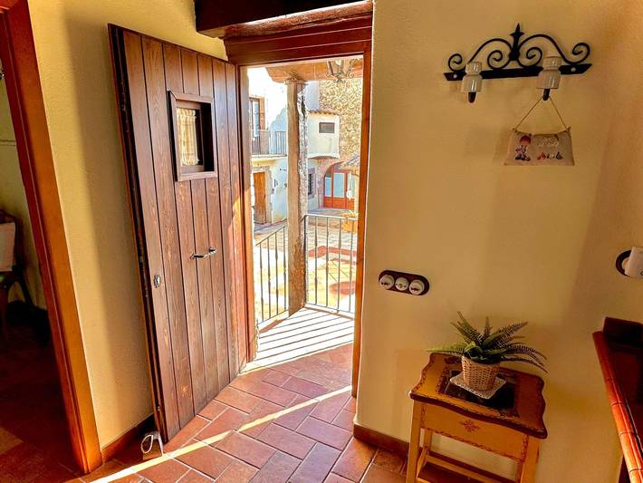 Chalet para 3 personas, con jardín además de terraza y piscina en Valles Oriental - 4