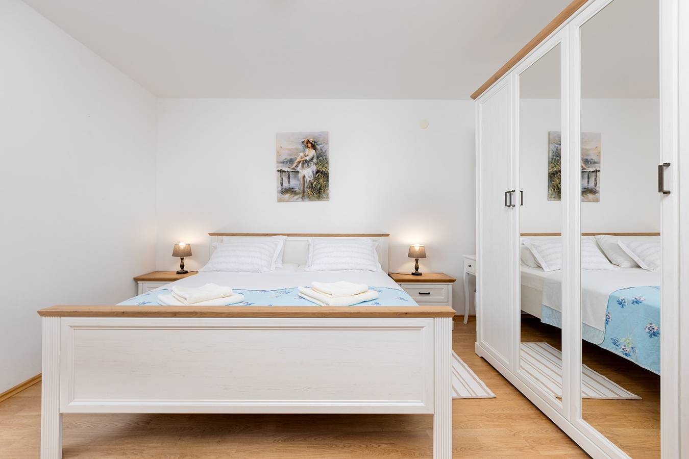 Ganze Wohnung, Überragender Komfort mit wunderschönem Meerblick in der Ferienwohnung Barjaktarić 1 in Malinska in Milcetici, Krk