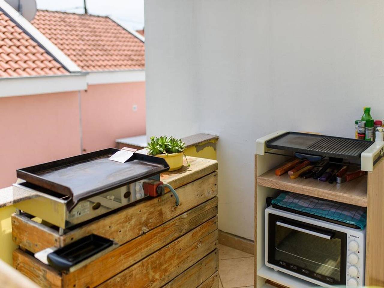 Ganze Wohnung, Sea Breeze Apartment in Sukošan in Sukosan, Zadar