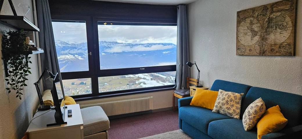 Gîte pour 3 personnes, avec vue dans Office De Tourisme Des Sept Laux - 3