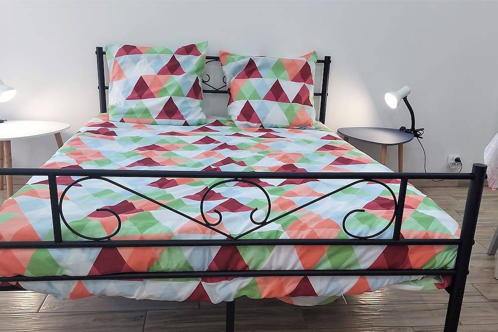 Entire apartment, L'Escale historic city center rated 3 stars. in Gap, Gap region