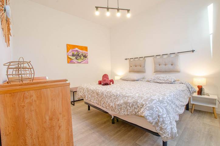 Gîte pour 4 personnes, avec Jardin à Sainte-Savine
