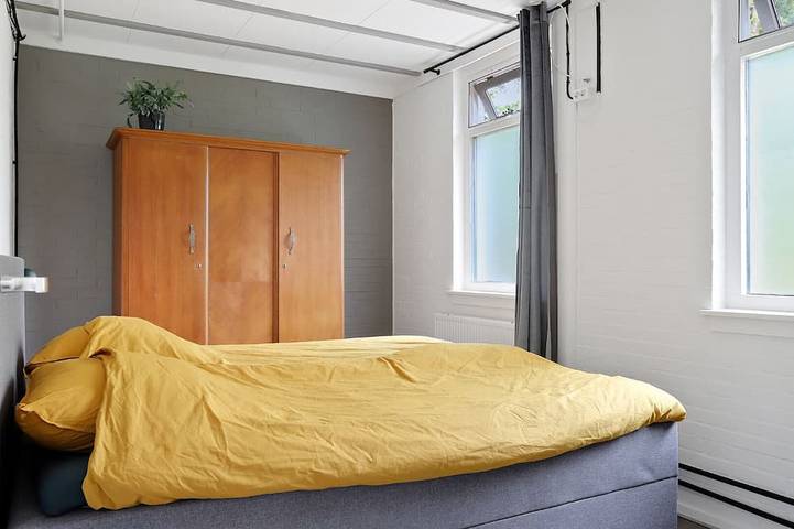 Gemütlicher Ferienbungalow für 4 Personen mit eingezäuntem Garten, Pelletofen, haustierfreundlich, nahe Seen und Nationalpark Drentsche Aa. in Drenthe
