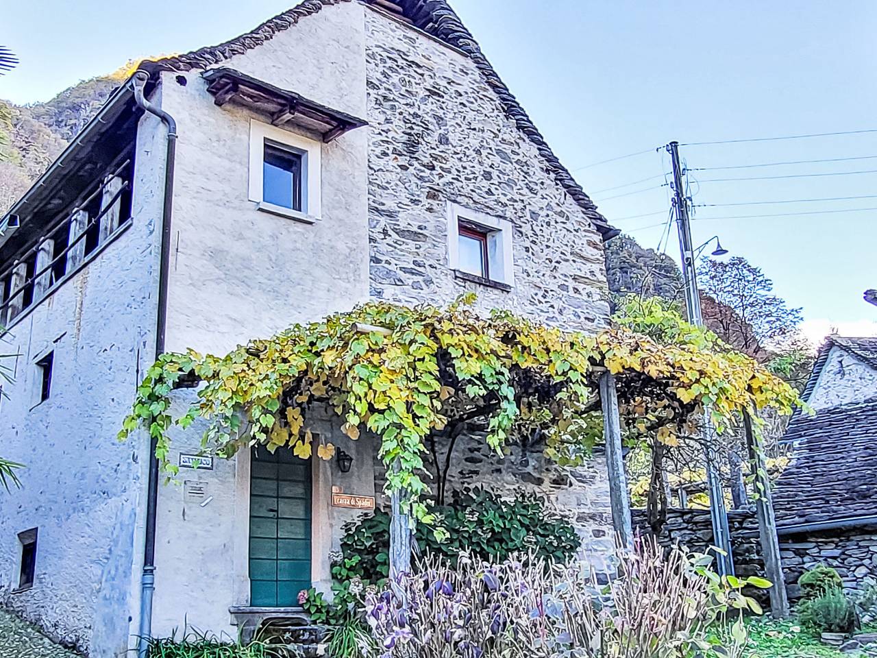 Casa Sambuco in Maggia, Tessiner Alpen