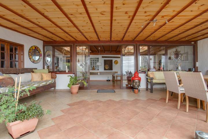 Wunderschönes Haus Pure La Asomada mit unglaublichem Meerblick, Wlan in Tías, Lanzarote