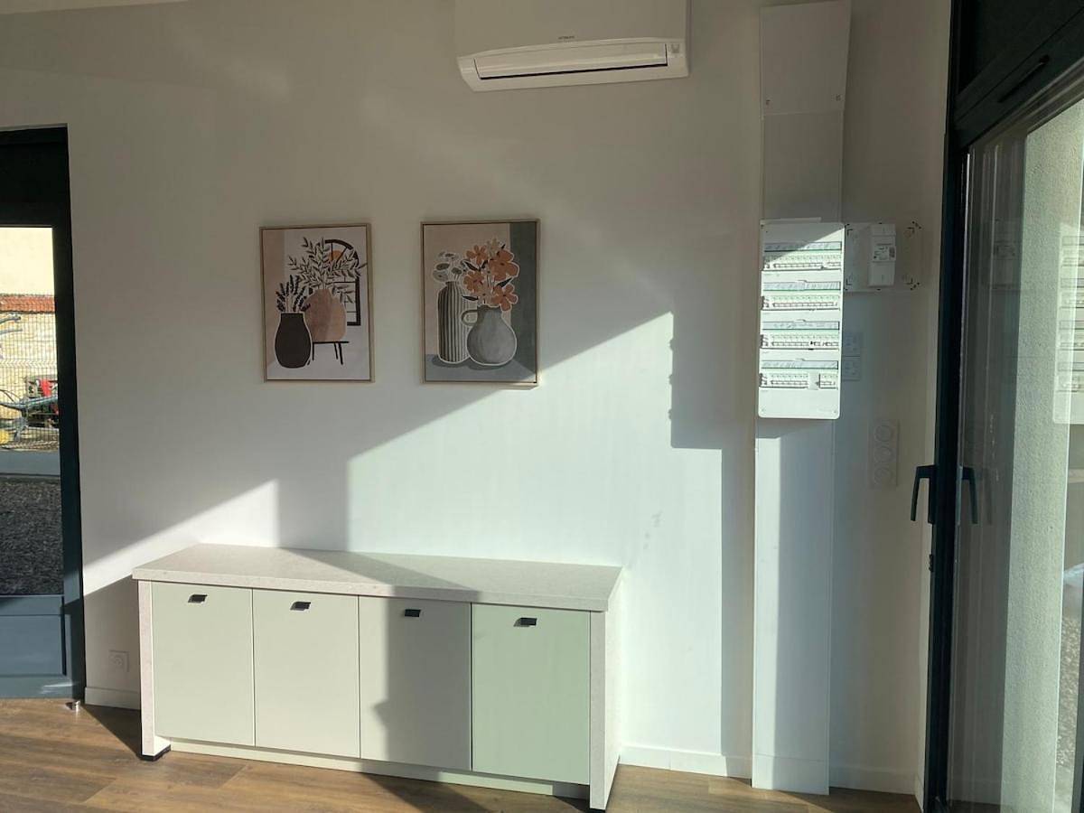 Two-Bedroom House in Pougues-les-Eaux, Nièvre