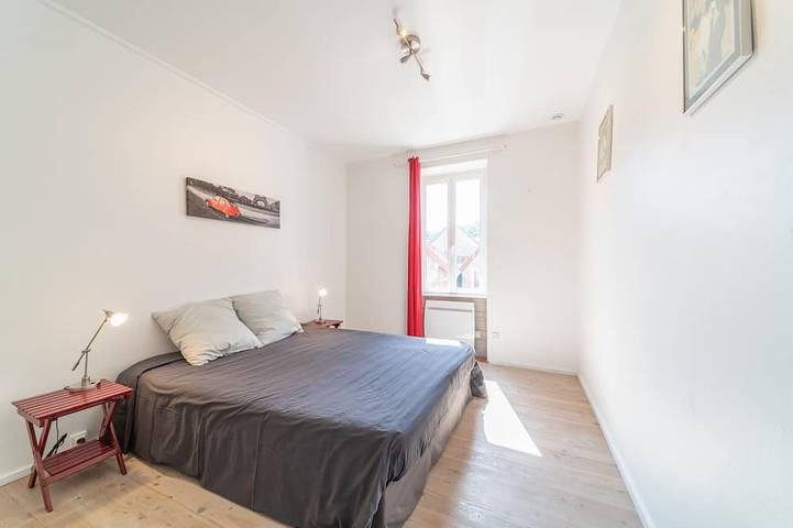 Location de vacances pour 5 personnes, avec balcon et jardin à Couches - 2