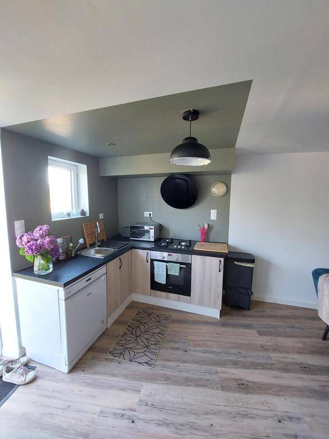 Appartement entier, Two-Bedroom Apartment in Brandérion, Côte des Mégalithes