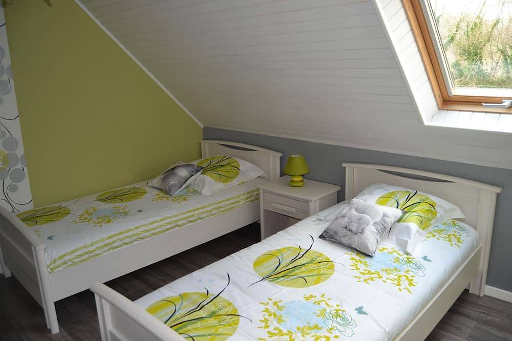 Maison *** moderne lumineuse proche de la Ville et de la Mer.Quartier très calme in Concarneau, Région de Quimper