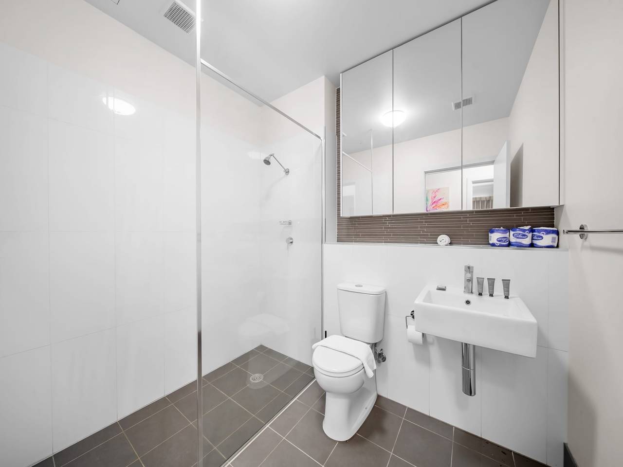 Appartement entier, Appartement lumineux d'une chambre avec balcon in Canberra, Territoire de la capitale australienne